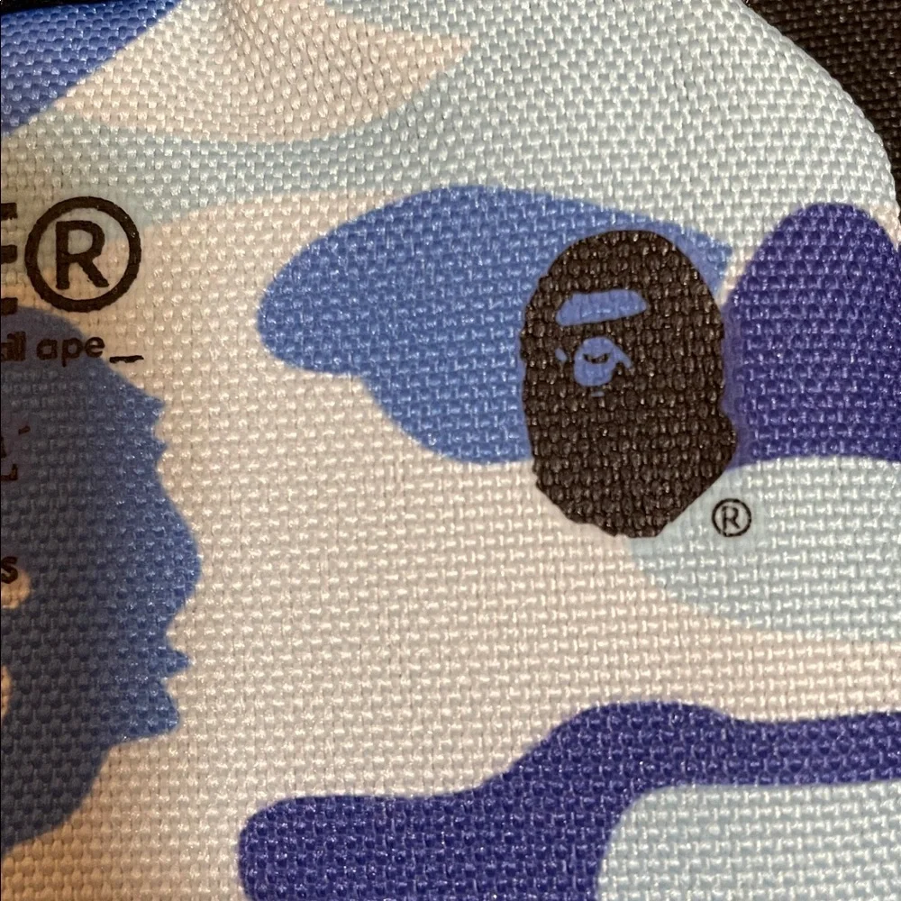 BAPE Blue ABC Camo Small Shoulder Bag Unisex (Brand New) - Picture 10 of 14